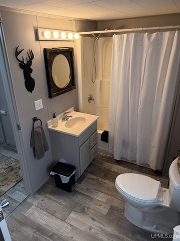 E9399 M-28 Highway, Munising, MI 49862