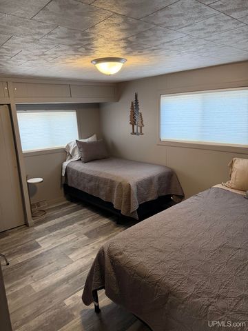 E9399 M-28 Highway, Munising, MI 49862