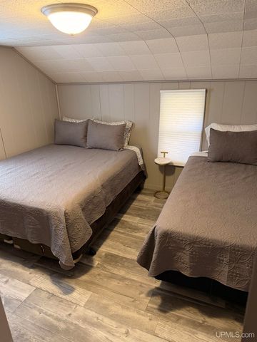 E9399 M-28 Highway, Munising, MI 49862