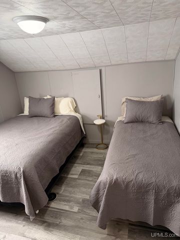 E9399 M-28 Highway, Munising, MI 49862