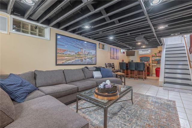 919 Hampshire Road, Dayton, OH 45419