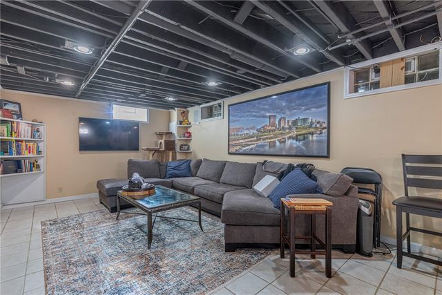 919 Hampshire Road, Dayton, OH 45419