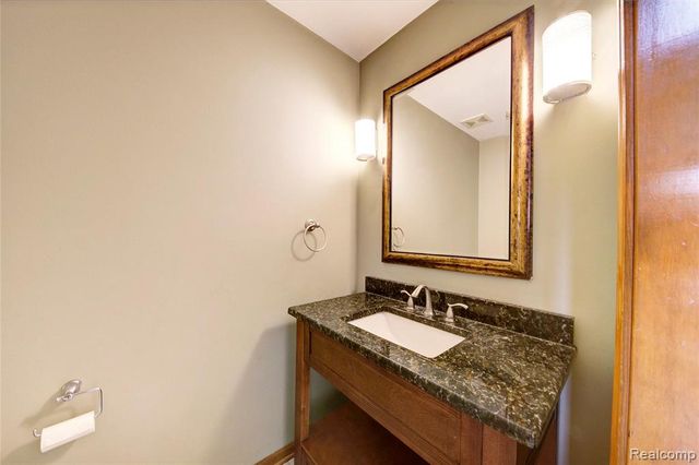 4570 River Hills Court, Brighton, MI 48114