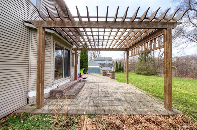 4570 River Hills Court, Brighton, MI 48114