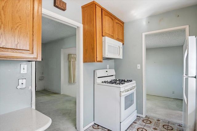 3711 Racine, San Diego, CA 92115