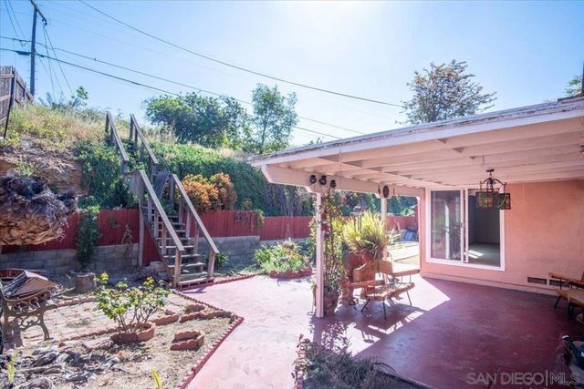 3711 Racine, San Diego, CA 92115