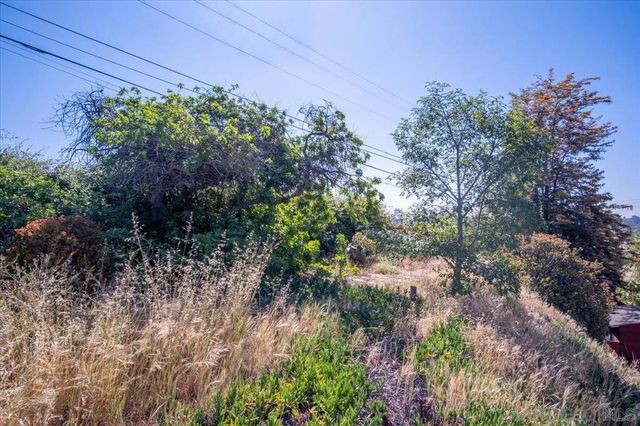 3711 Racine, San Diego, CA 92115