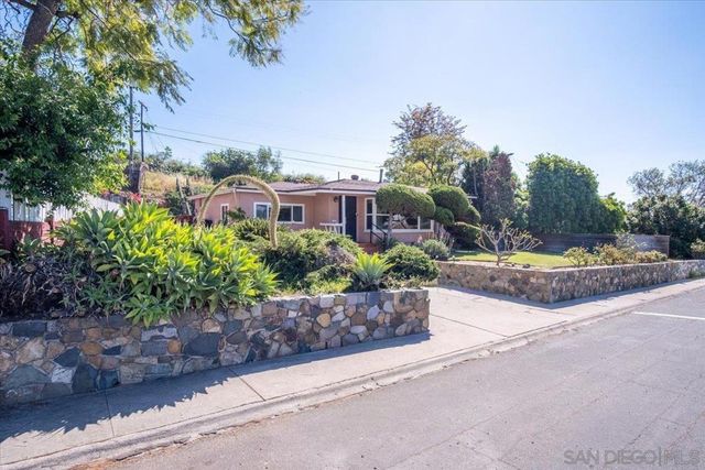 3711 Racine, San Diego, CA 92115