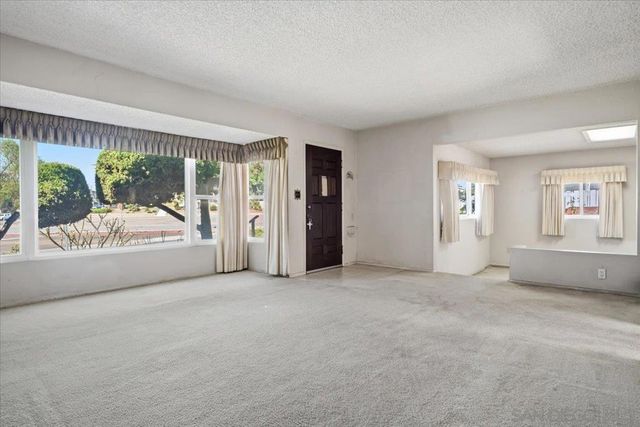 3711 Racine, San Diego, CA 92115