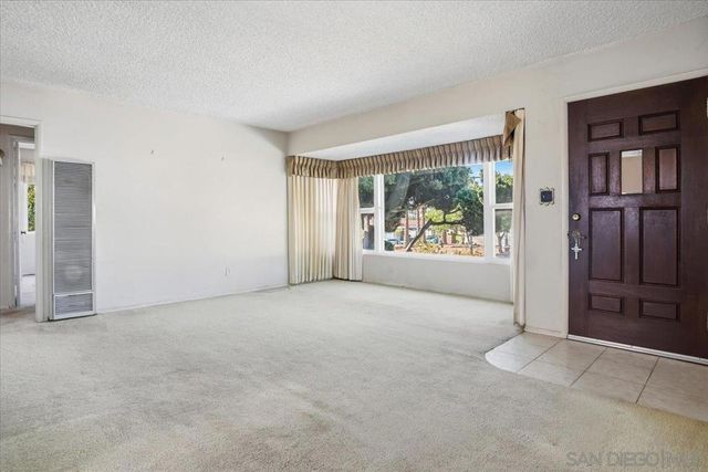 3711 Racine, San Diego, CA 92115