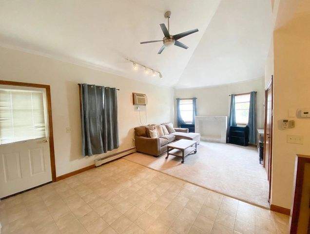 74 Lakewood 2L, Worcester, MA 01603