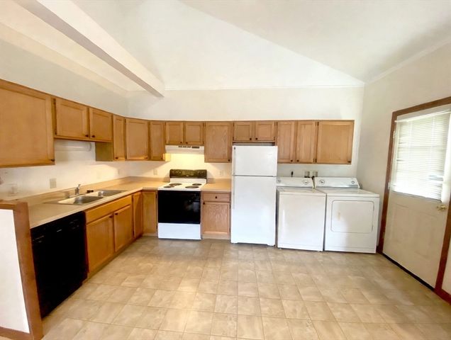 74 Lakewood 2L, Worcester, MA 01603