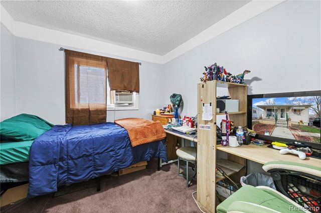 29510 Glenwood Street, Inkster, MI 48141