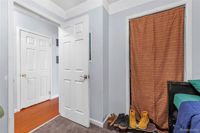 29510 Glenwood Street, Inkster, MI 48141