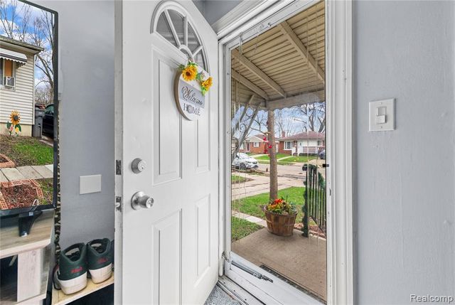 29510 Glenwood Street, Inkster, MI 48141