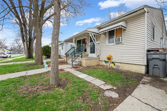 29510 Glenwood Street, Inkster, MI 48141