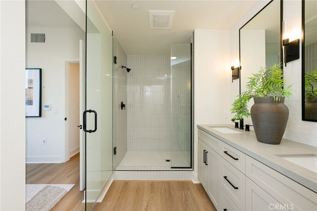 414 Main 400, Huntington Beach, CA 92648