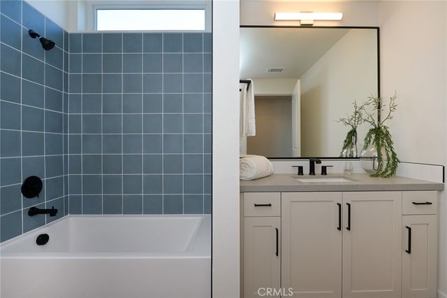 414 Main 400, Huntington Beach, CA 92648