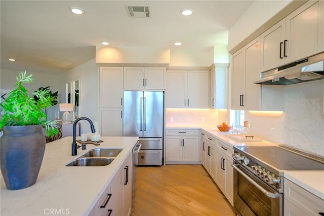 414 Main 400, Huntington Beach, CA 92648