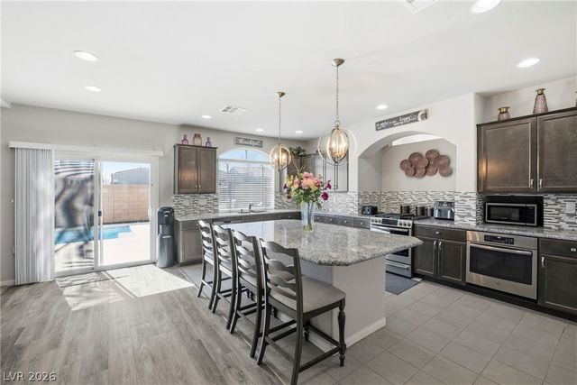 5953 Graystone Ridge Avenue, Las Vegas, NV 89141