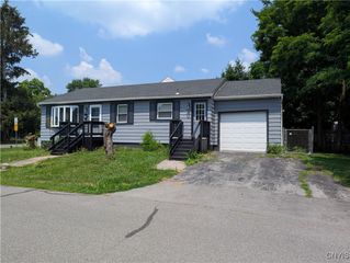 201 Hill Avenue, Salina, NY 13211