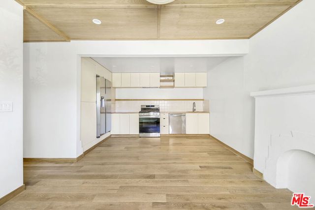 3361 Hamilton Way, Los Angeles, CA 90026