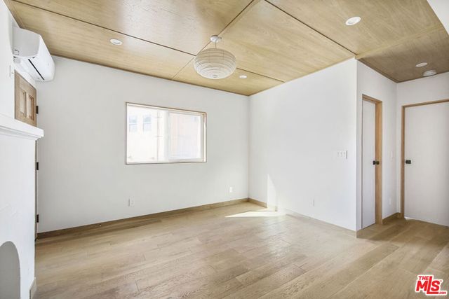 3361 Hamilton Way, Los Angeles, CA 90026