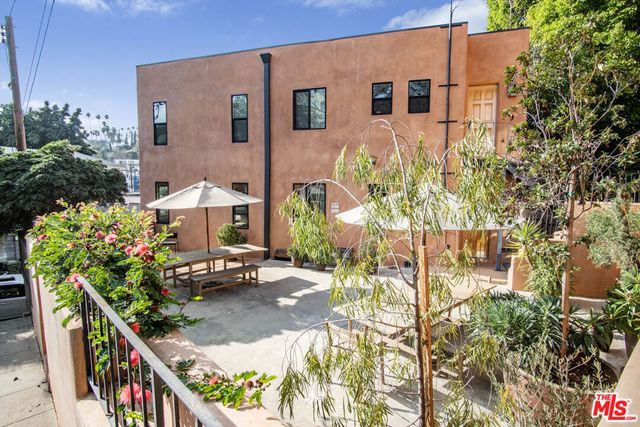 3361 Hamilton Way, Los Angeles, CA 90026