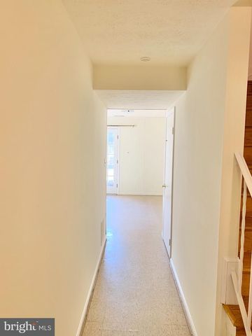 1557 DUNTERRY PL, Mclean, VA 22101