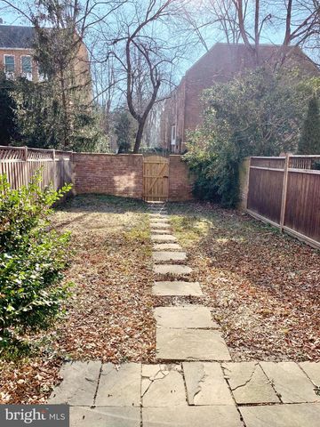 1557 DUNTERRY PL, Mclean, VA 22101