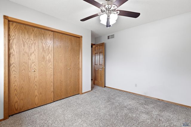 3601 WISCONSIN AVE, Rapid City, SD 57701