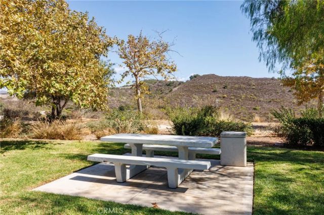 4 Velarde Court, Rancho Santa Margarita, CA 92688