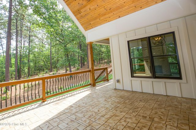 102 Greystones Court, Pinehurst, NC 28374
