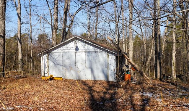 2669 Wagon Trail, Pfafftown, NC 27040