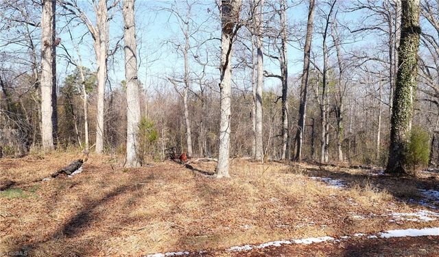 2669 Wagon Trail, Pfafftown, NC 27040