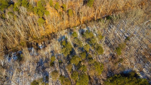 2669 Wagon Trail, Pfafftown, NC 27040