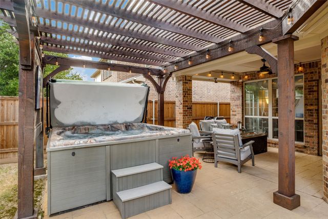 3509 Bans Crown Boulevard, Lewisville, TX 75056