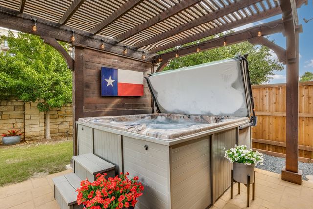 3509 Bans Crown Boulevard, Lewisville, TX 75056