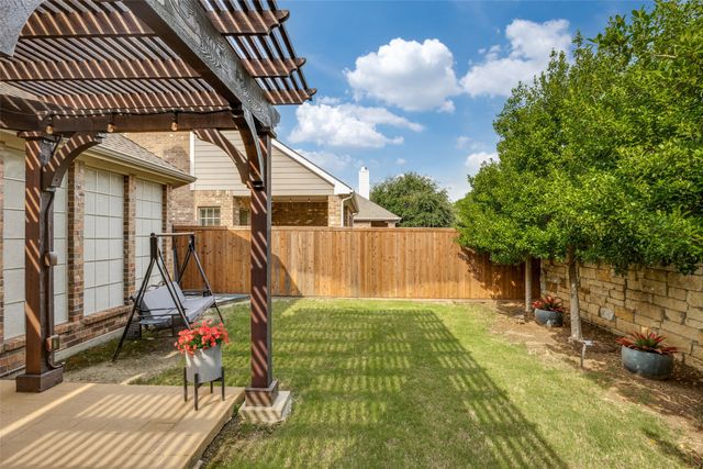 3509 Bans Crown Boulevard, Lewisville, TX 75056