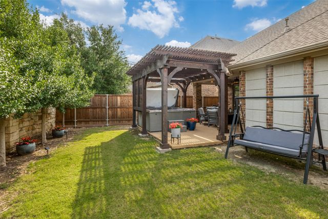 3509 Bans Crown Boulevard, Lewisville, TX 75056