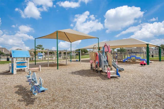 3509 Bans Crown Boulevard, Lewisville, TX 75056