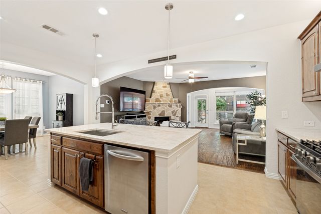 3509 Bans Crown Boulevard, Lewisville, TX 75056