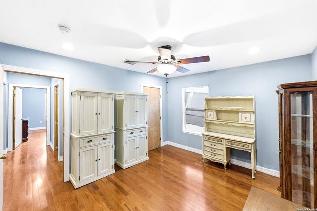 1410 Santa Anna, San Antonio, TX 78201