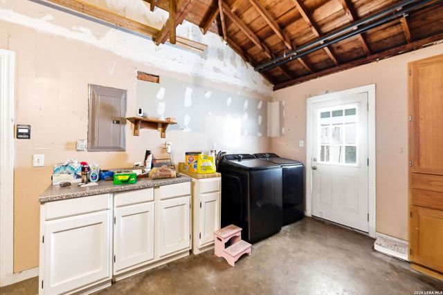 1410 Santa Anna, San Antonio, TX 78201