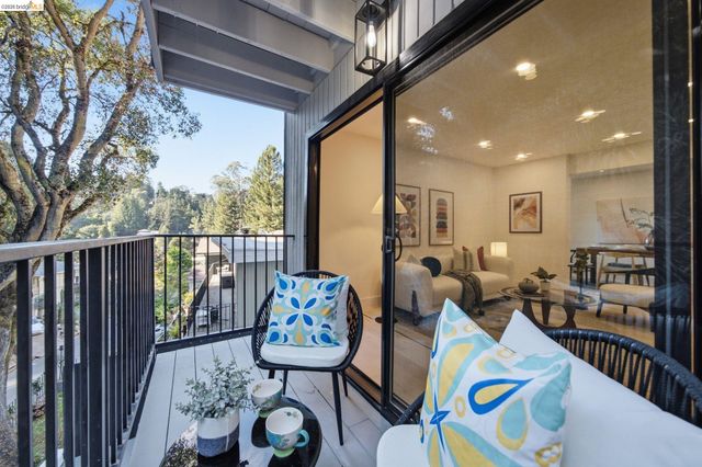 6334 Doran Dr, Oakland, CA 94611