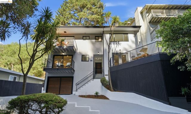 6334 Doran Dr, Oakland, CA 94611