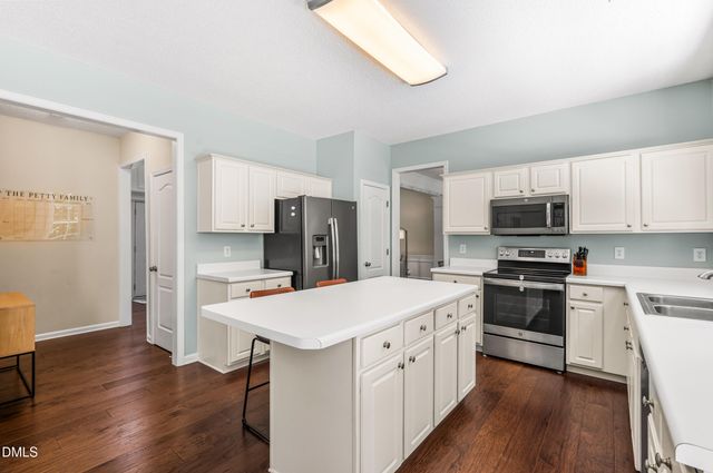 2005 Baffins Bay Path, Apex, NC 27523