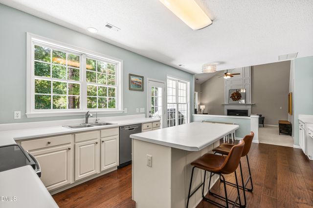 2005 Baffins Bay Path, Apex, NC 27523