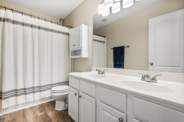 2005 Baffins Bay Path, Apex, NC 27523