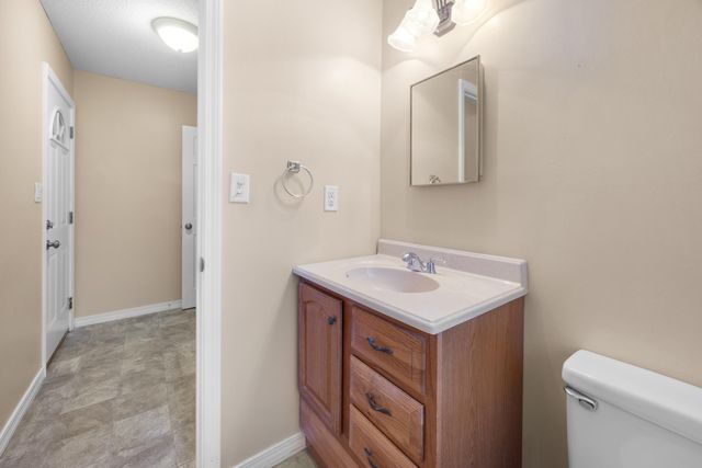 9 NW Sherwood Road, Fort Walton Beach, FL 32547